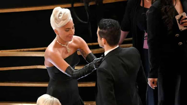 Lady Gaga helped Rami Malek avoid Oscars 2019 wardrobe malfunction Lady Gaga helped Rami Malek avoid Oscars 2019 wardrobe malfunction
