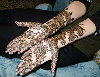 Bridal Black Flower Henna Design