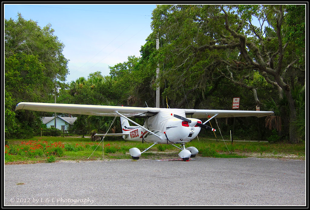 Cedar Key (Florida) Photos One lone plane at the Cedar Key Airport
