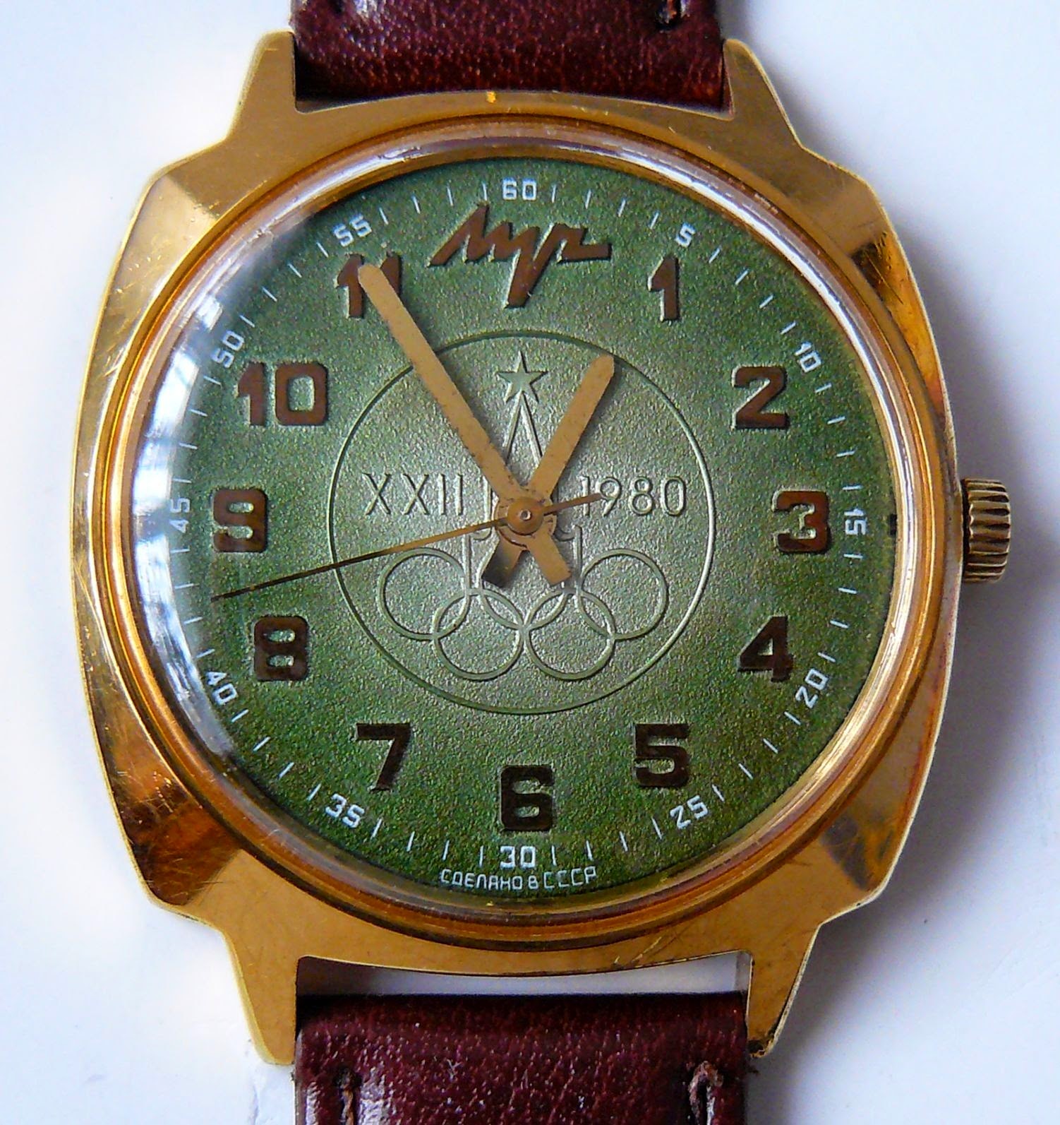 Советские часы марка. Часы Луч 2360м. Белорусские часы Луч 32721. Часы Луч 1953.262. Советские часы Луч.