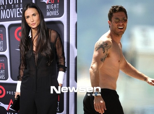 Hollywood: Demi Moore ~ Netizen Buzz