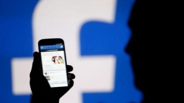 how to block someone on facebook page