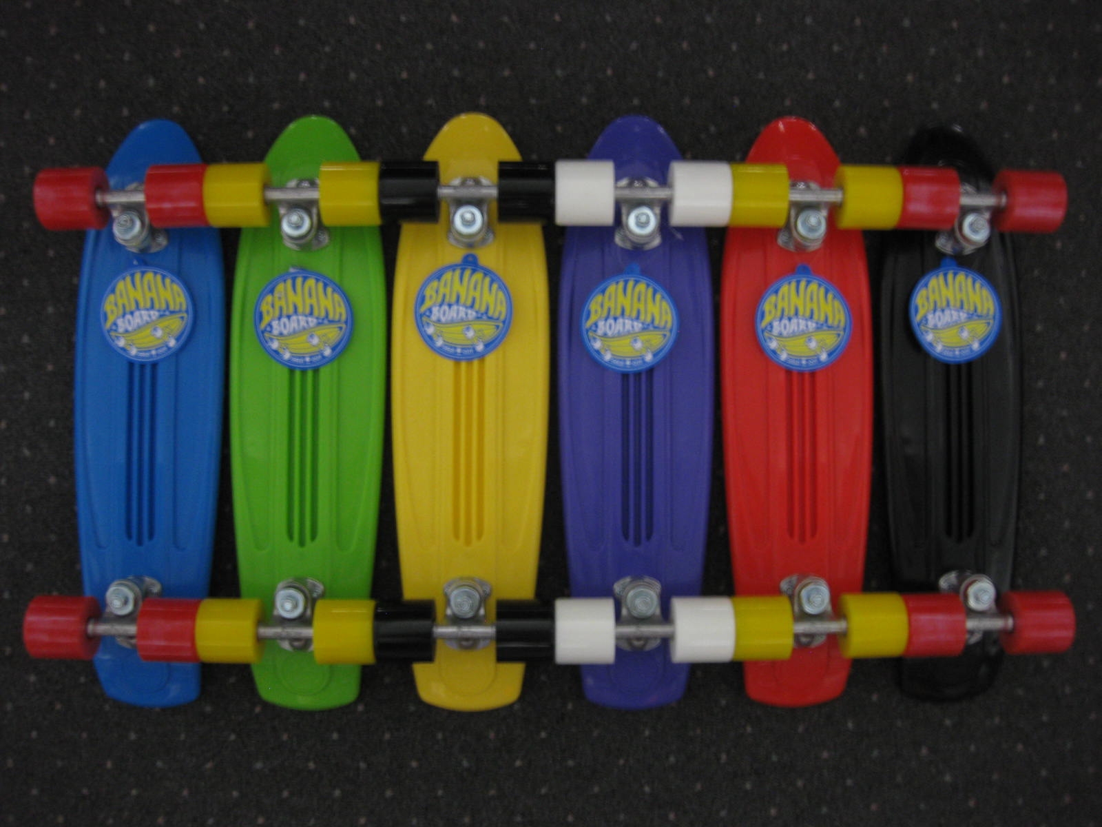 ALJEK Lance Mountain Banana Board 90