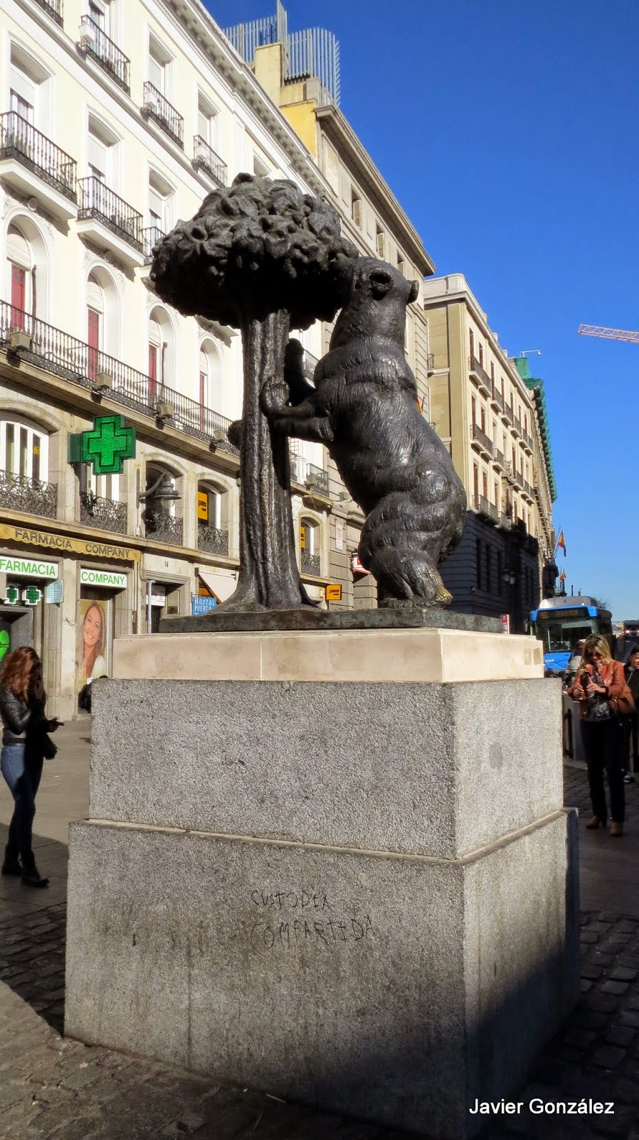 El Oso y el Madroño