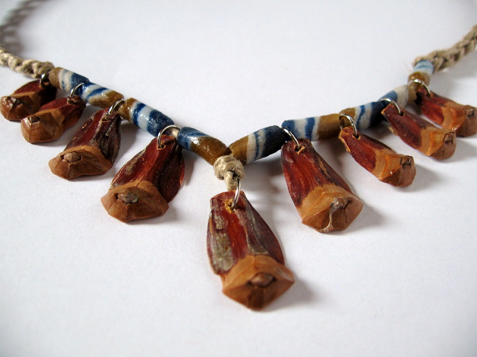 Eco warrior jewellery Upcycle Jewellery tutorial Pine cone necklace