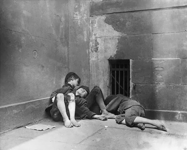 OLTRE IL MURO: ARTE e FOTOGRAFIA: JACOB AUGUST RIIS | PHOTOGRAPHER
