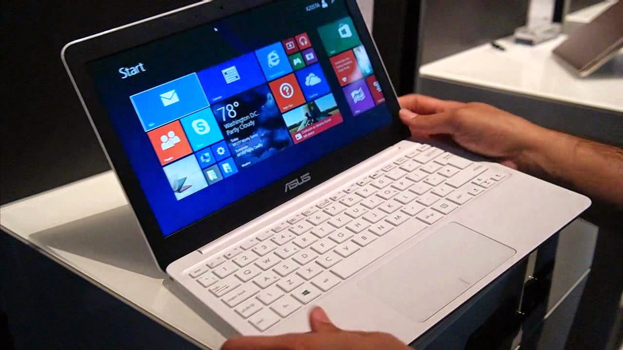 ASUS EeeBook X205TA Laptop Hands On & Review