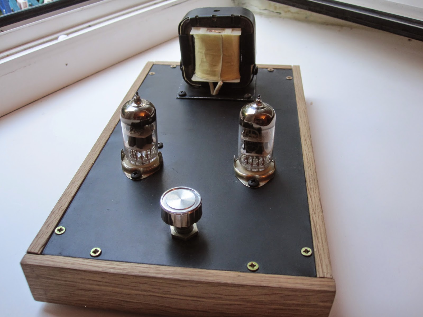 Ламповый звук от Сергея Семенкова: Микропредварчик.