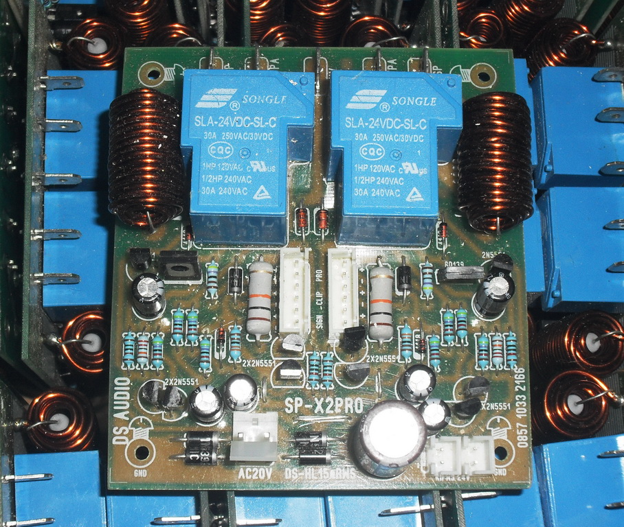 Fungsi dan Cara kerja speaker protektor/relay pada power ampli HAZA MUSIK