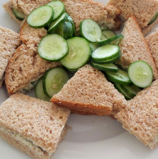 Cucumber Finger Sandwiches:  Simple and delicious finger sandwiches made with cucumbers sandwiched between creamy cheese and soft bread.  An easy afternoon snack or an elegant party food.