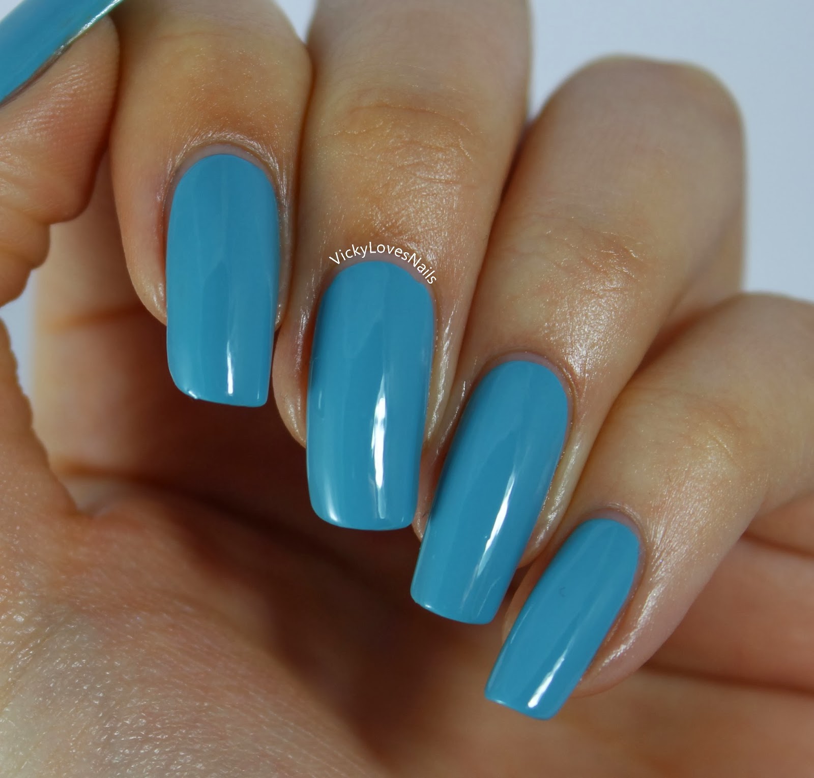 Vicky Loves Nails!: Pick A Polish: OPI - Can't Find My Czechbook