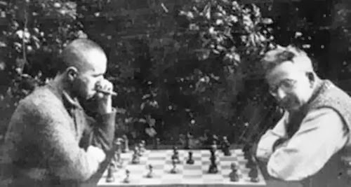 Bertolt+Brecht+with+Walter+Benjamin