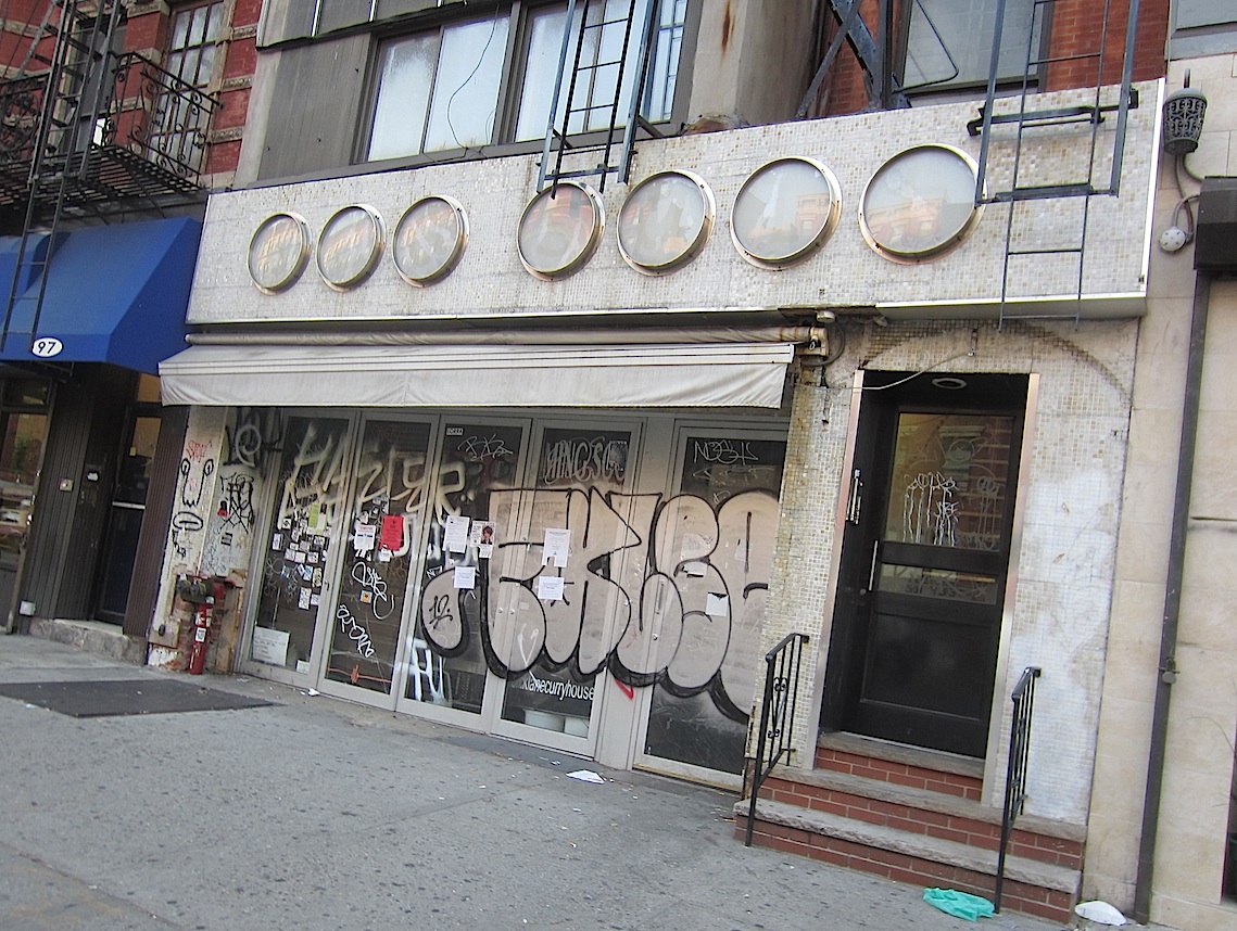 EV Grieve New Brick Lane Curry House space (finally) shaping up