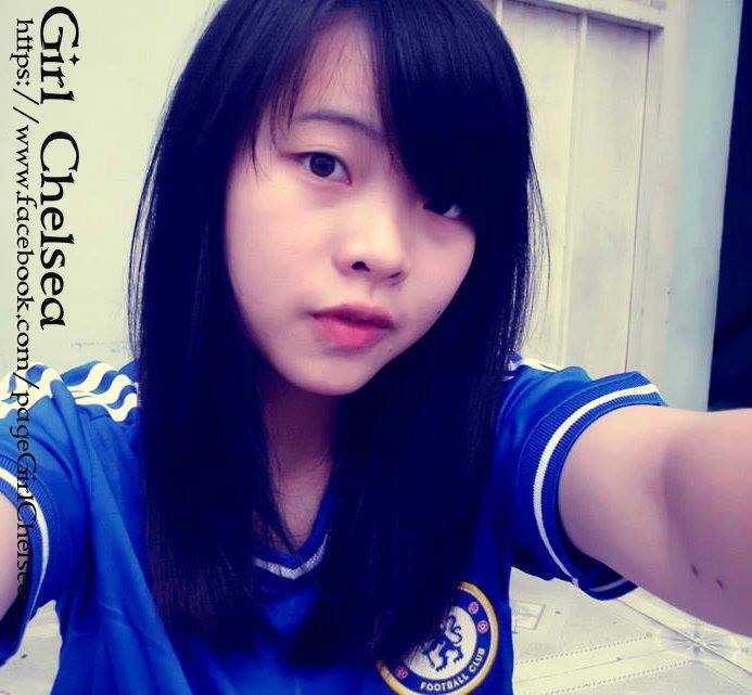 Ảnh hot girl fan nữ Chelsea xinh đẹp nhìn là muốn...