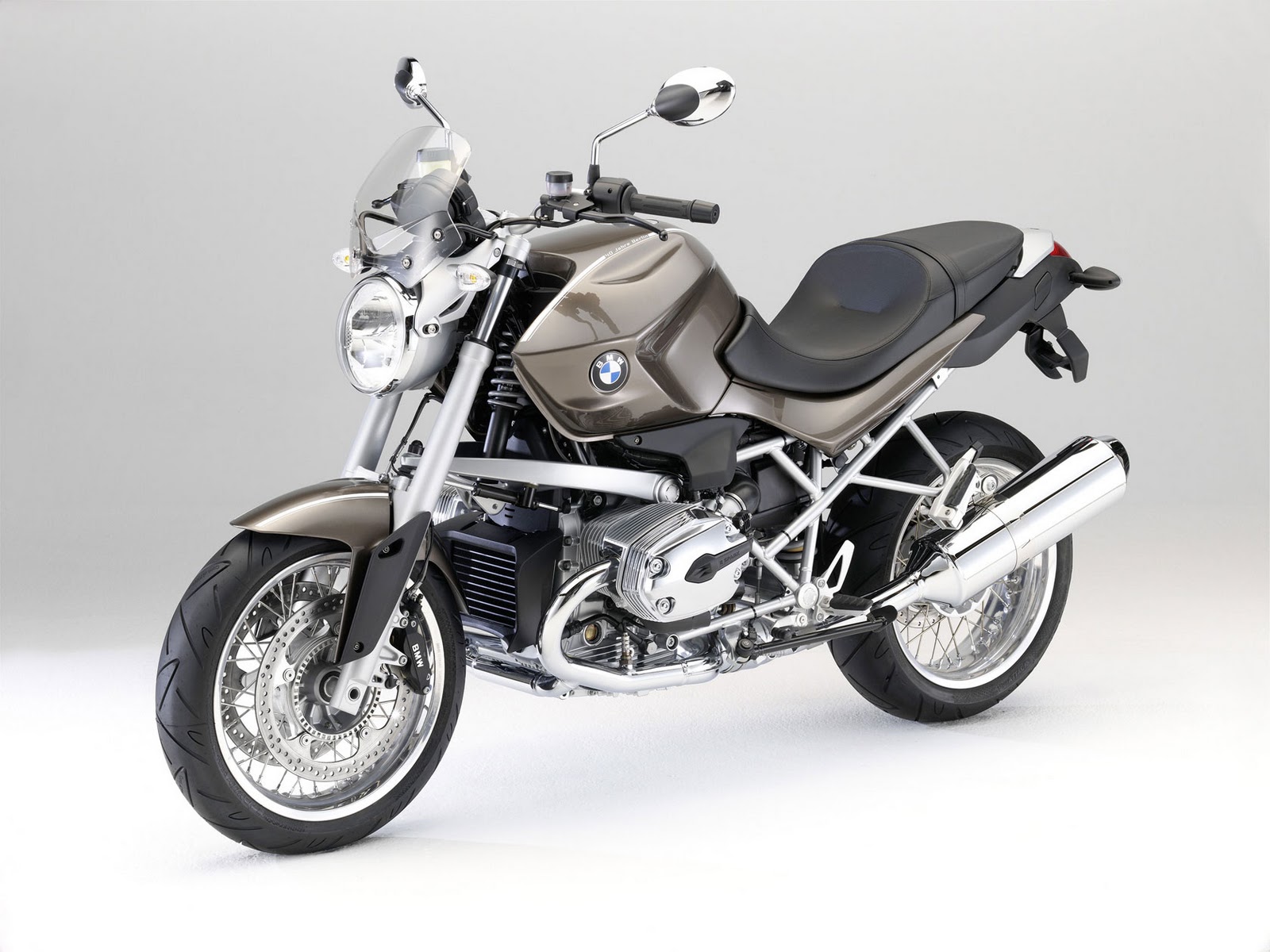 BMW Motorcycle Pictures: BMW R1200R Classic