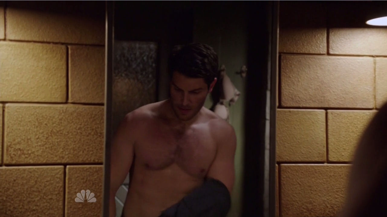 Grimm star David Giuntoli treated viewers to a rare shirtless scene on the ...