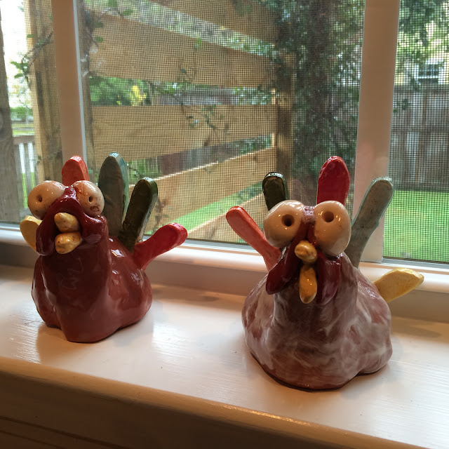 Clay pottery hand turkey, the perfect kid art for fall and Thanksgiving | The Lowcountry Lady