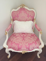 Queen Salon Chair