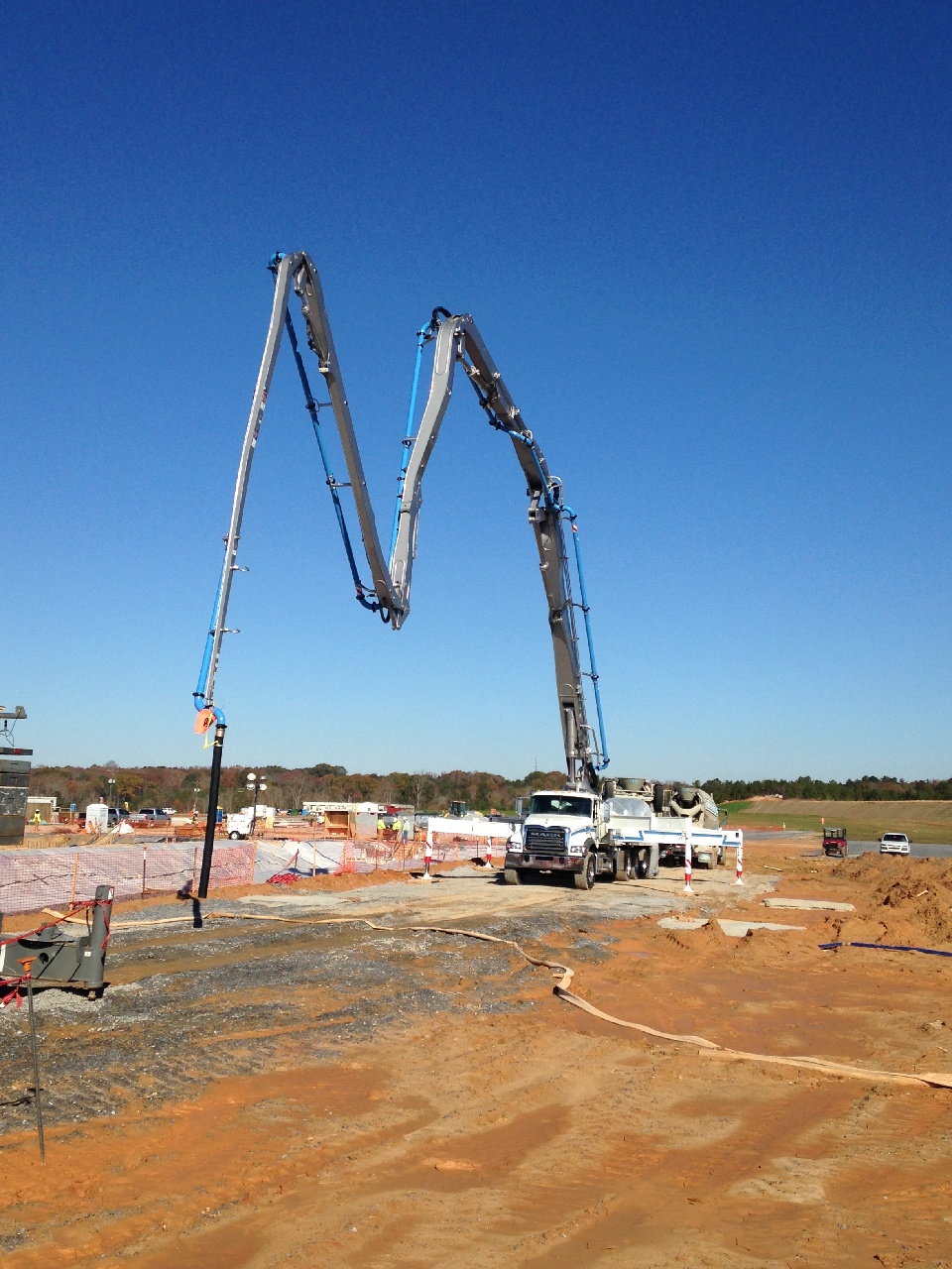 MEC&F Expert Engineers Road construction worker employed by Concrete