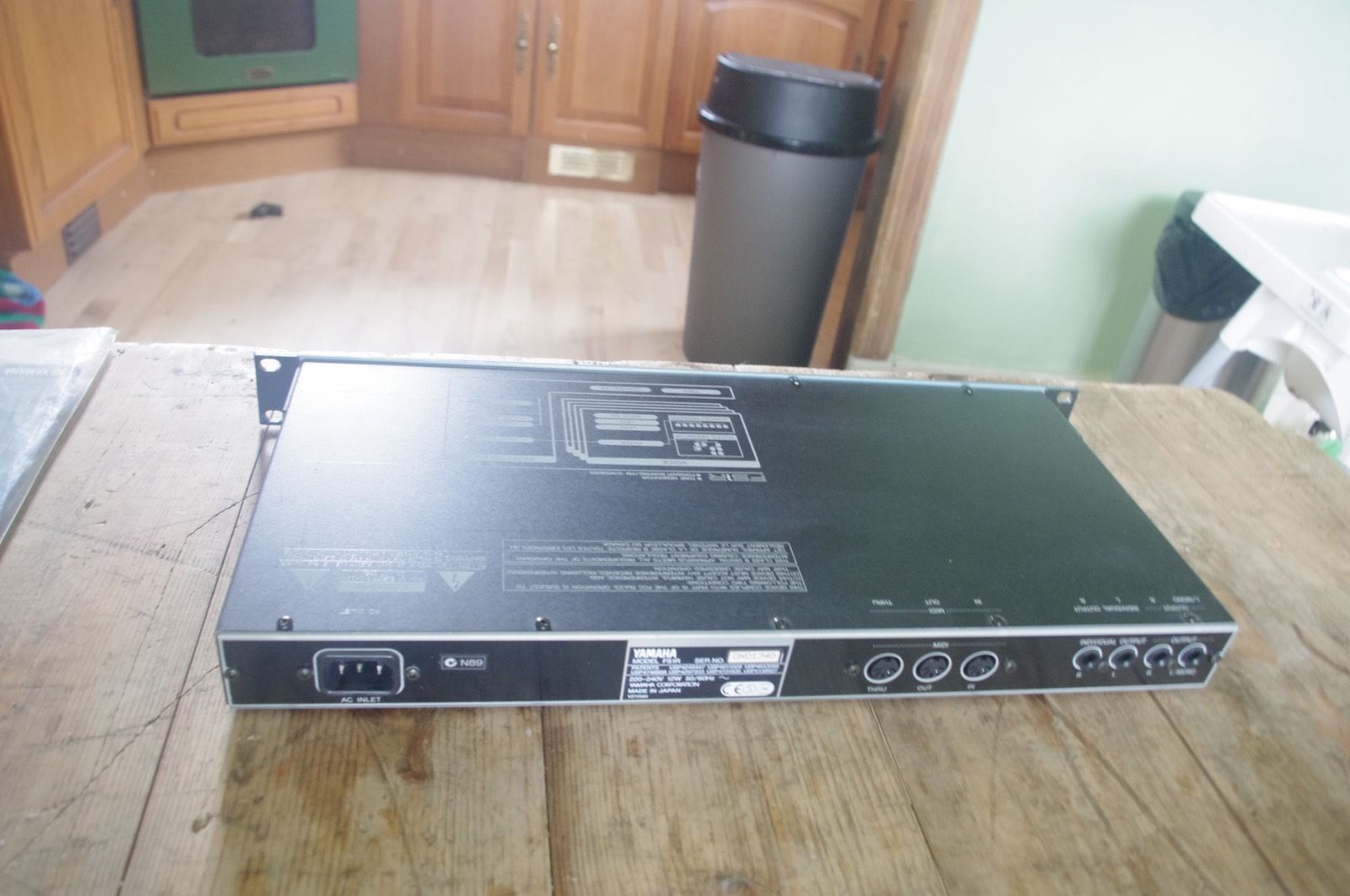 MATRIXSYNTH: Yamaha FS1R