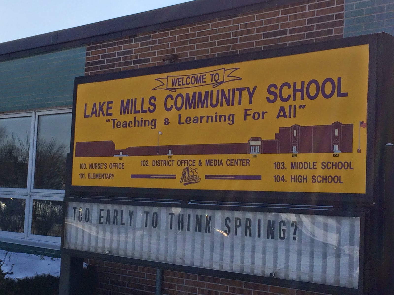 Iowa TOY 2014 POINTS of PRIDE Lake Mills Community Schools