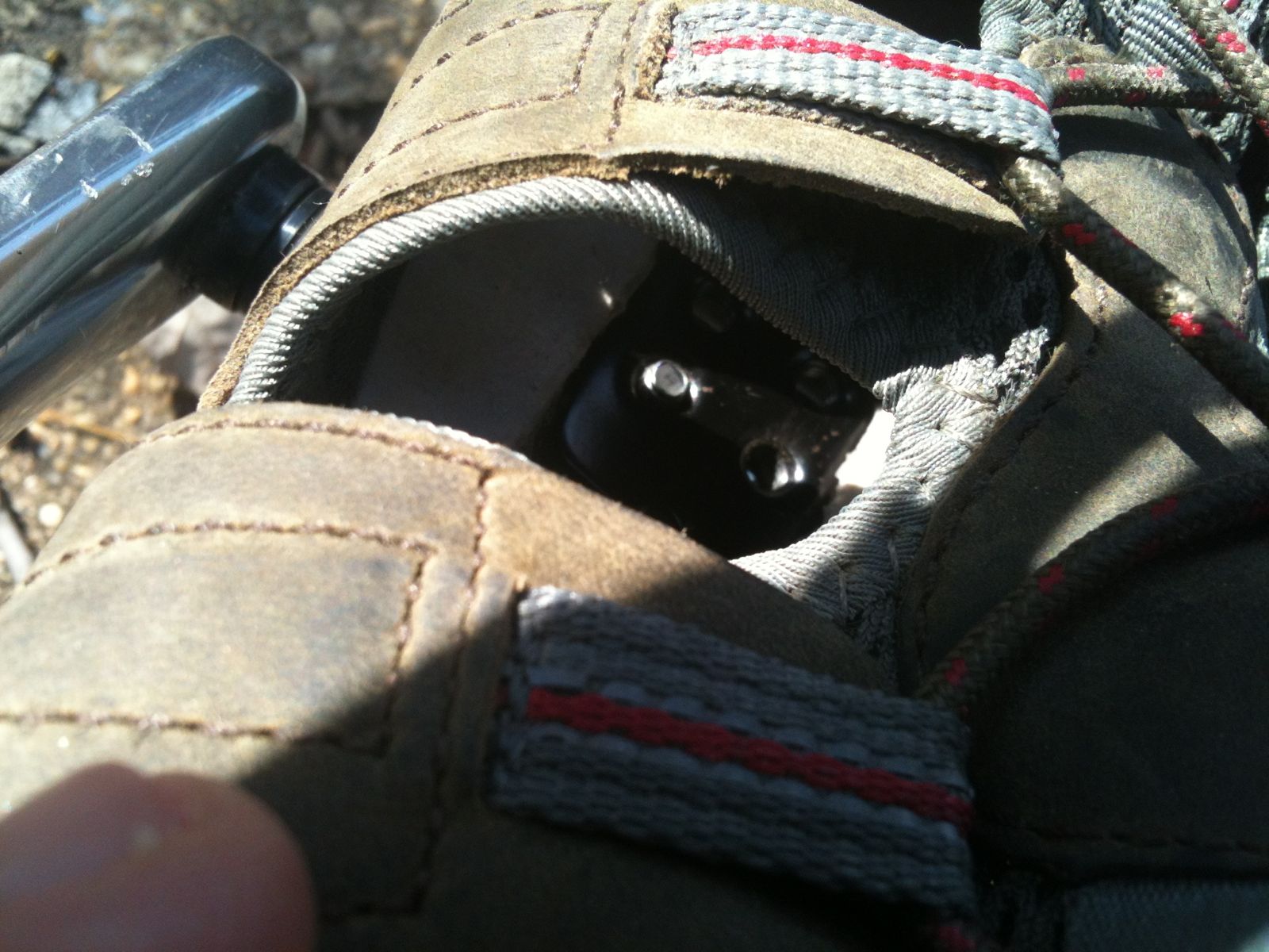 The parttime epistemologist How to remove a "stuck" cleat