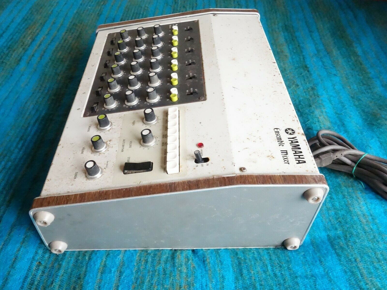 MATRIXSYNTH Yamaha EM90 Analog Drum Machine Mixer w/ Spring Reverb