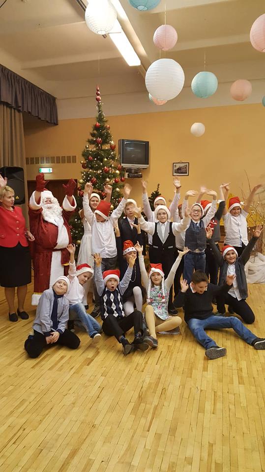 игровая программа 5 класс новый год. игровая программа 5 класс новый год. новогодние игры для детей. новогодние конкурсы для детей. игровая программа 5 класс новый год.