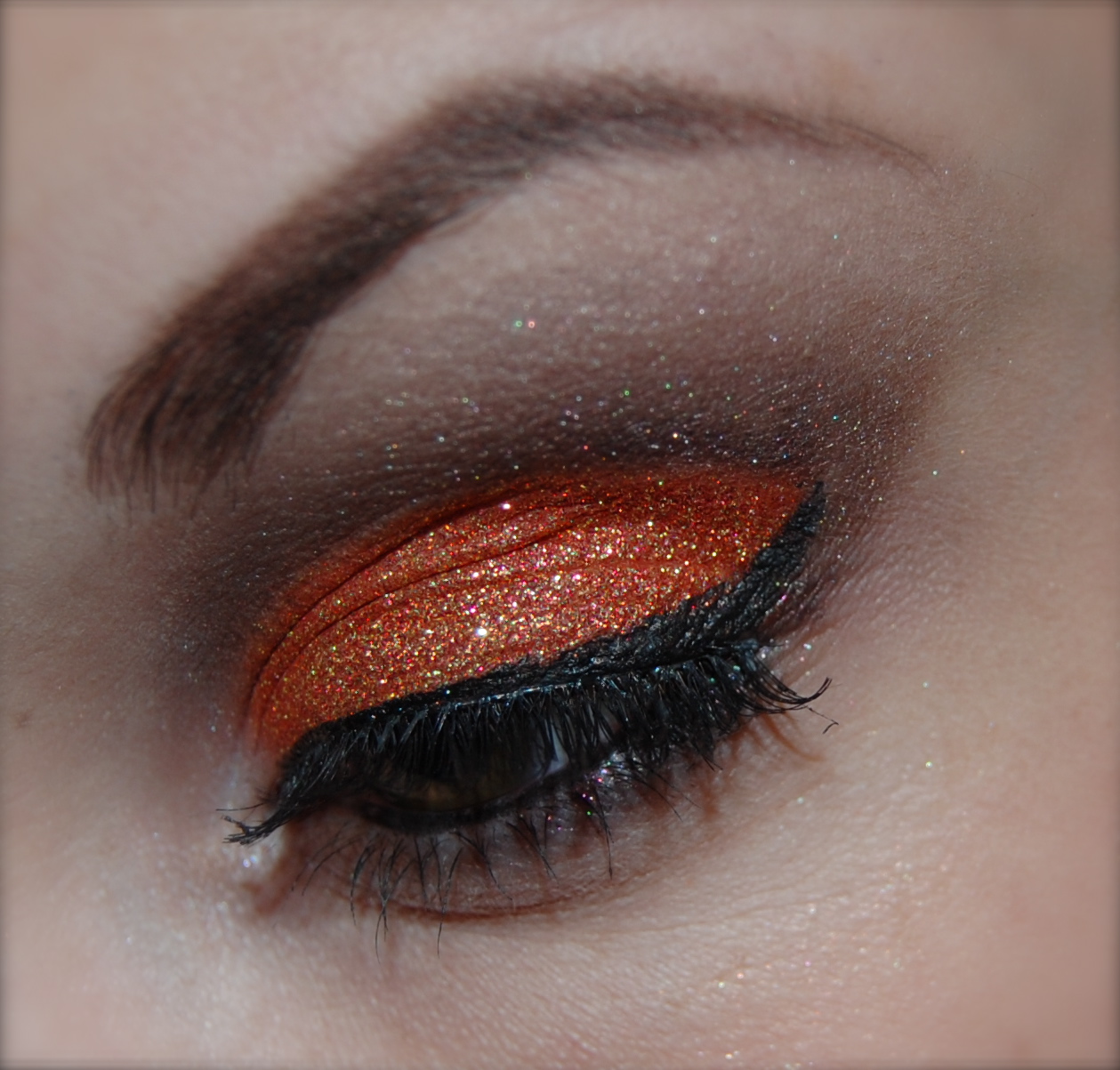 Orange & Brown Cut Crease Tutorial using Glamour Doll Eyes! 