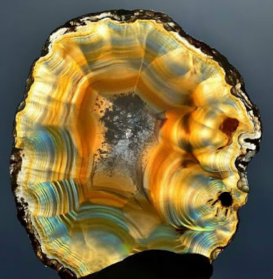 Iris Agate Types of Agate With Photos
