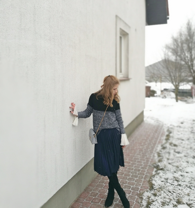 PLISOWANA SPÓDNICA ZIMĄ