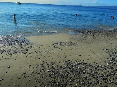 Beach bumming in Puerto Galera