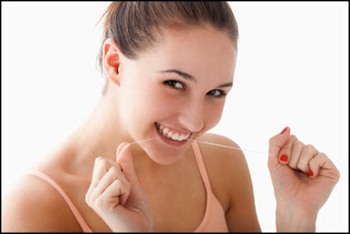 Chế độ chăm sóc răng miêng sau khi nhổ răng