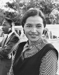 ROSA PARKS “LA PRIMERA DAMA DE LOS DERECHOS CIVILES” (1913-†2005)