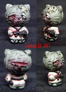Hello Kitty creepy gory zombie model