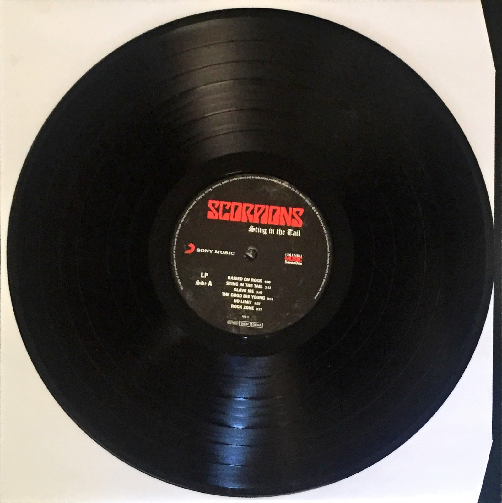 Scorpions sting in the tail 2010 обложка. Scorpions sting in the tail винил обложка. Scorpions sting in the tail 2010. Группа scorpions - альбом sting in the tail. Sting scorpions.