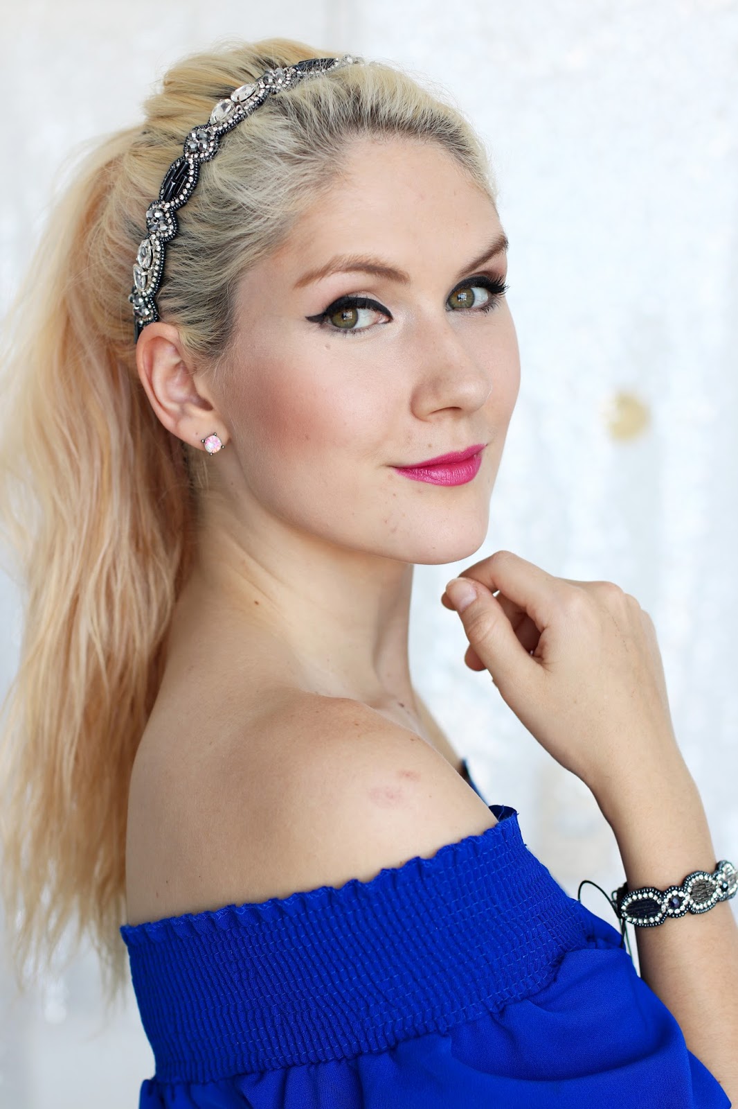 The Joy of Fashion {Beauty} 5 Easy Ways to Wear Headbands