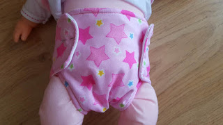 DIY Doll Diaper - tutorial & pattern DIY Doll Diaper - tutorial & pattern