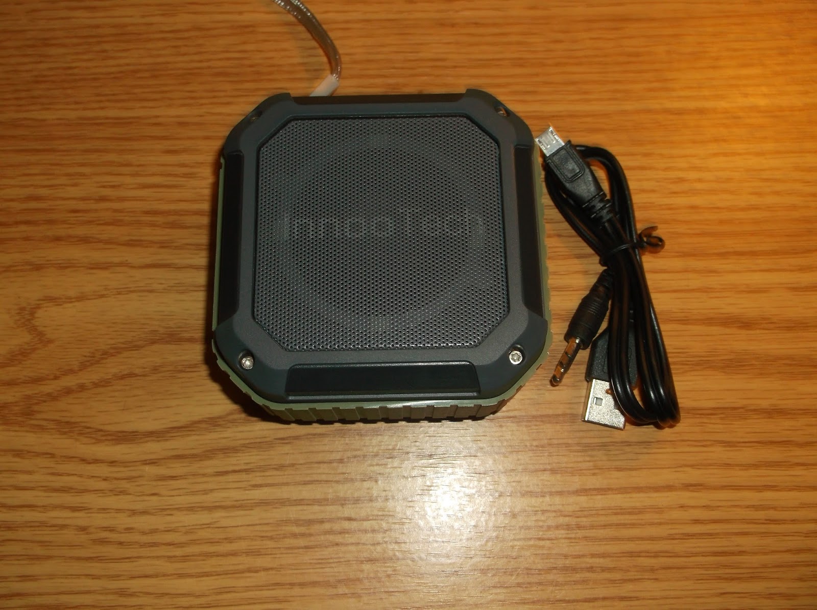 Missys Product Reviews : InnoTech Bluetooth Speaker Holiday Gift Guide 2015