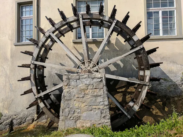 Great places to visit near Zurich: water wheel at Rhine Falls
