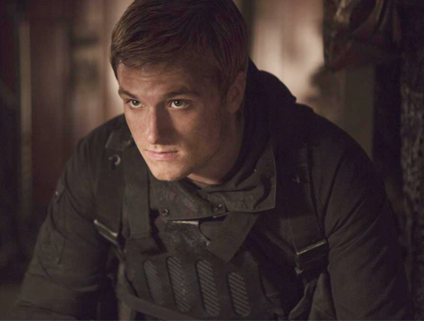 Peeta Mellark (Josh Hutcherson) en Los Juegos del Hambre. Sinsajo parte 2 - Cine de Escritor Peeta Mellark (Josh Hutcherson) en Los Juegos del Hambre. Sinsajo parte 2 - Cine de Escritor