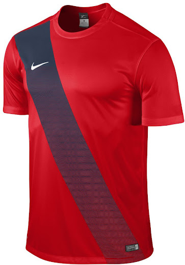 Affirm Wind Vagrant Nike 2015-16 Teamwear Kits Unveiled - Footy Headlines