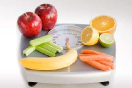 20 ΤΡΟΦΕΣ ΠΟΥ ΒΟΗΘΟΥΝ ΣΤΗ ΔΙΑΙΤΑ