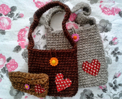 Crochet bags with hearts by miabo enyadike