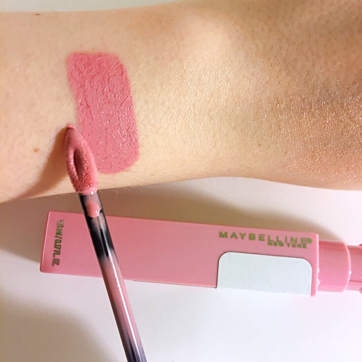 Maybelline Superstay Matte Ink Dreamer swatch Maybelline Superstay Matte Ink Dreamer swatch