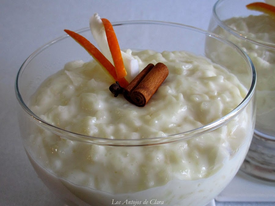 Arroz con leche (con trocitos de coco y leche condensada)