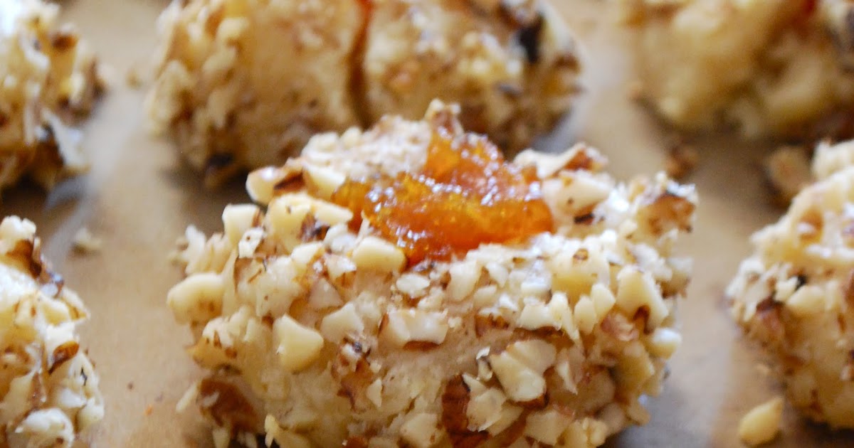 banana freckles: Thumbprint Cookies with Homemade Apricot Jam and Walnuts