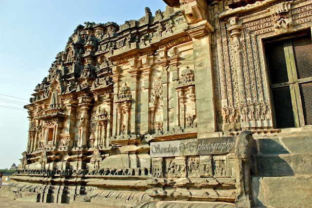 Kashivishwanatha temple - south face