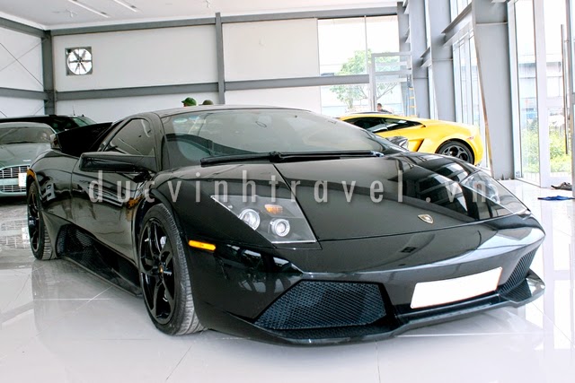 Cho thuê siêu xe Lamborghini Muciélago đen