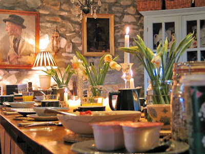 Country breakfast table - relaxed style
